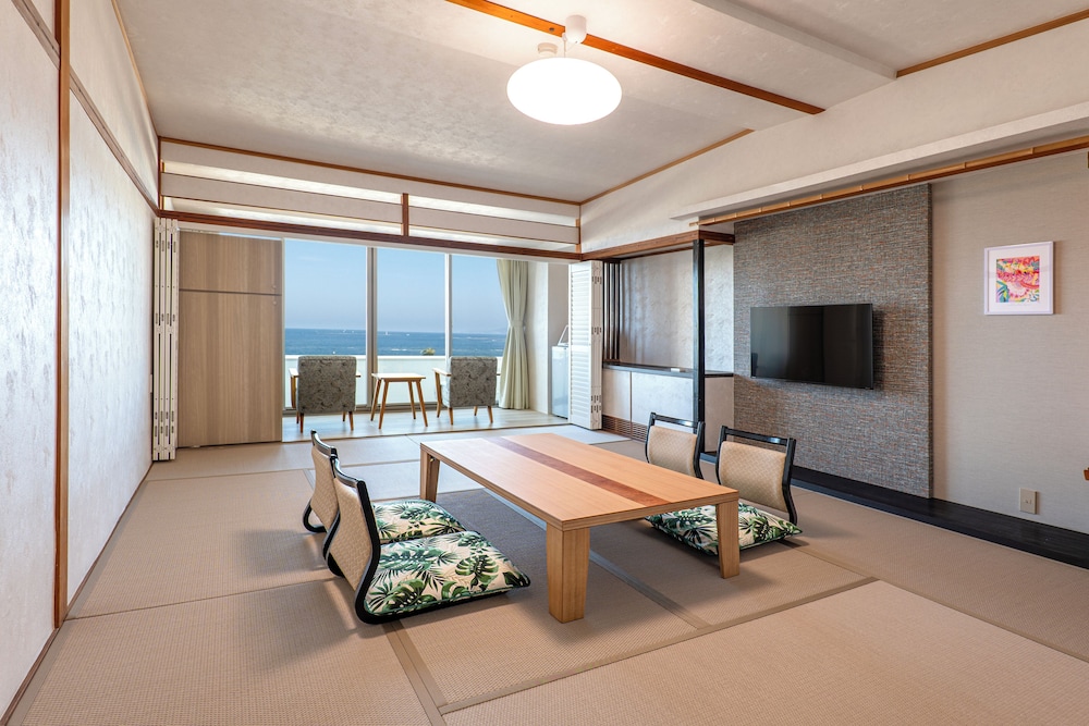 Hotel Sanrakuso