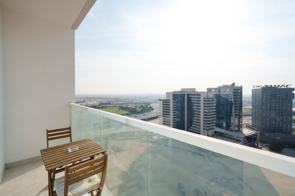 Lux BnB I AG Tower I Canal Views