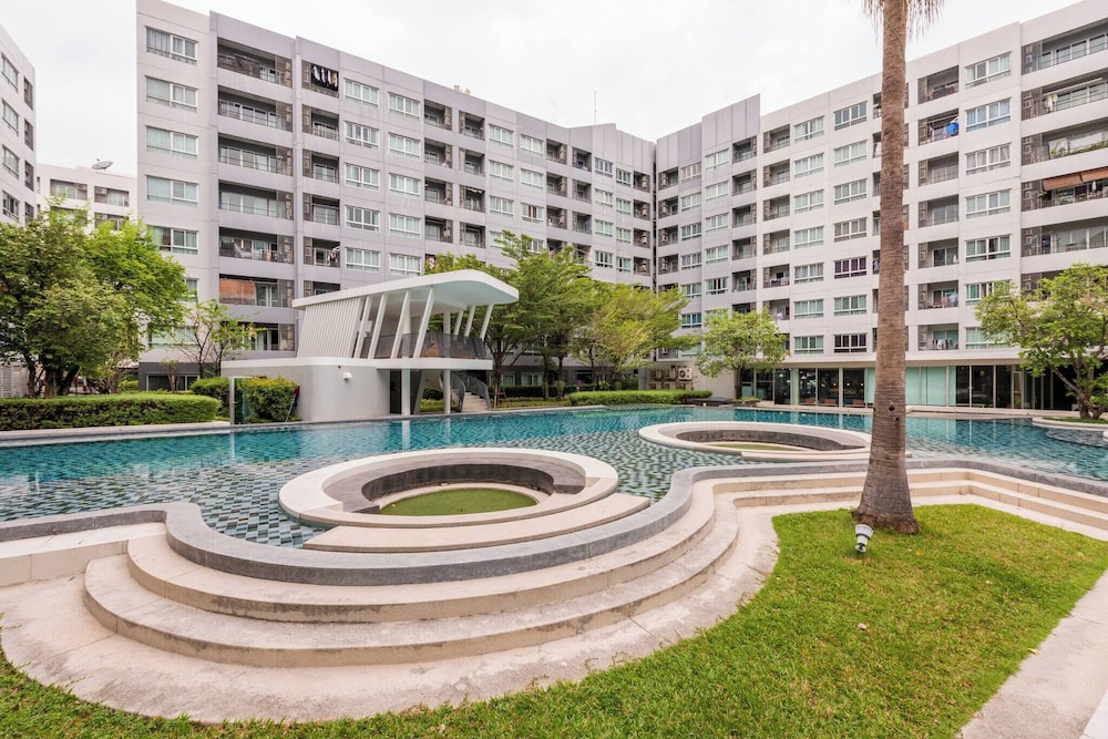 Condo Resort BTS Punnawithi Bill Included