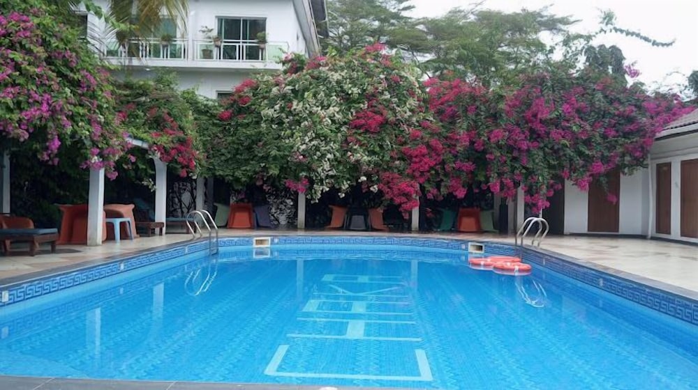 Chakaville Beach Resort