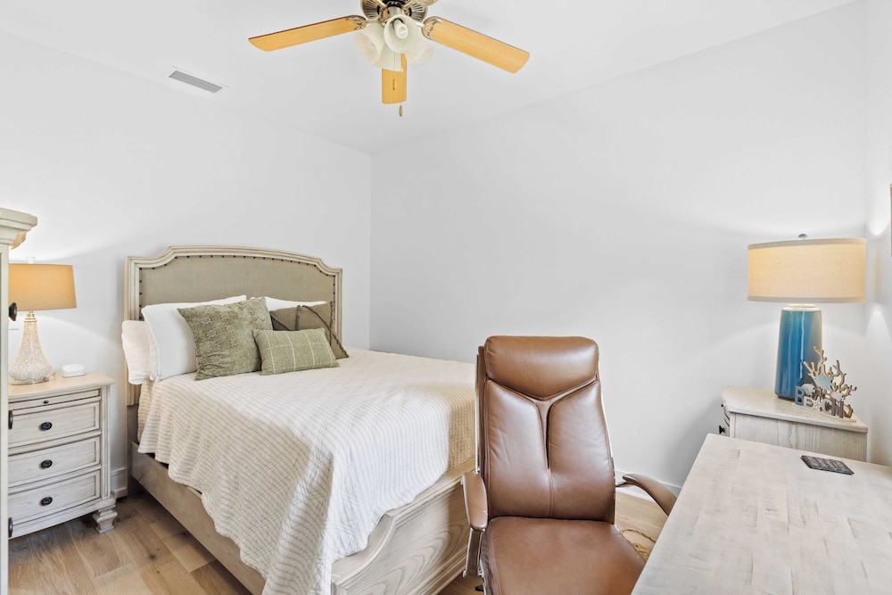2 Homes in Inlet Beach by Avantstay Dock+lake Access, Saltwater Pool, Close to the Beach