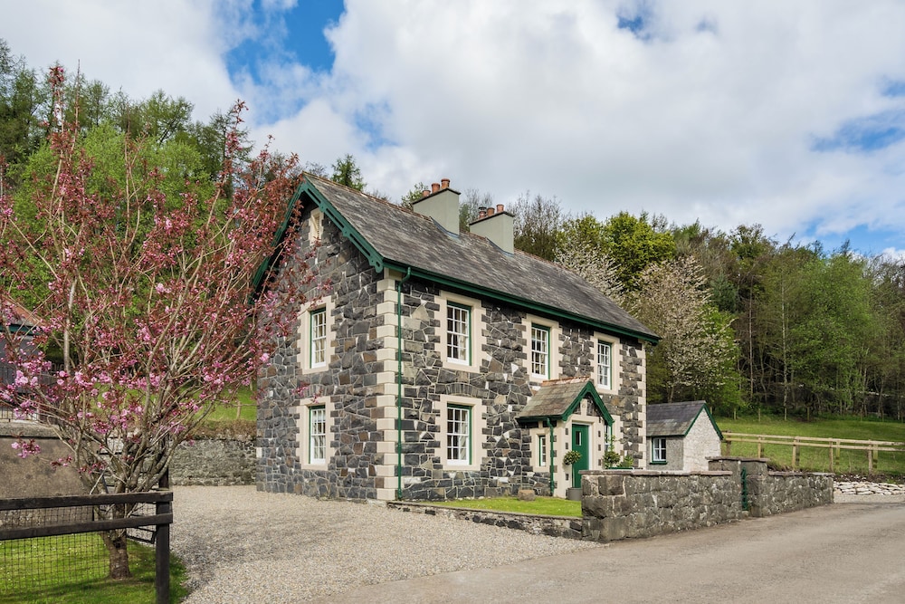 Keeper's Cottage