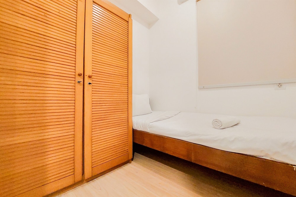 Comfortable 2BR at Sky House BSD Apartment