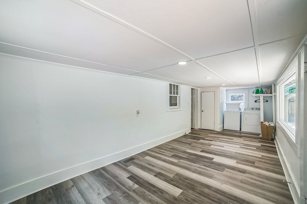 Magnolia House Walk To Festival Park 3 Bedroom Home