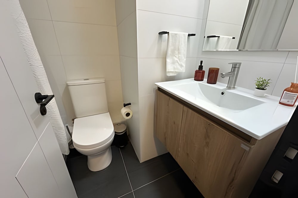 Oceana Suites San Eugenio