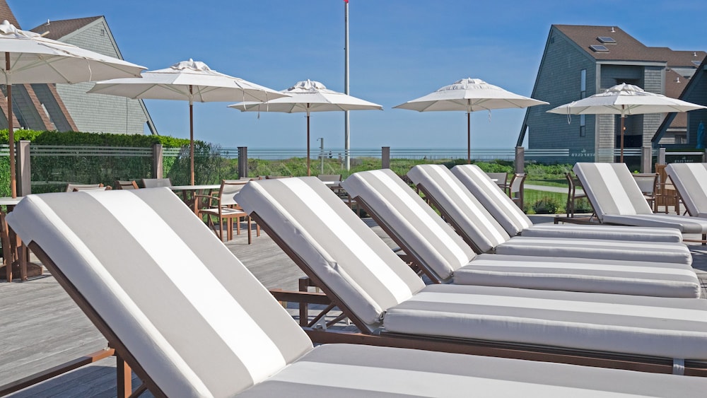 The Surf Club