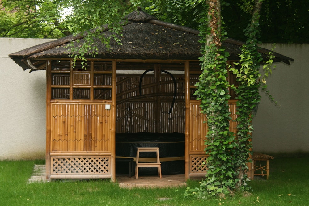 B&B Sawan