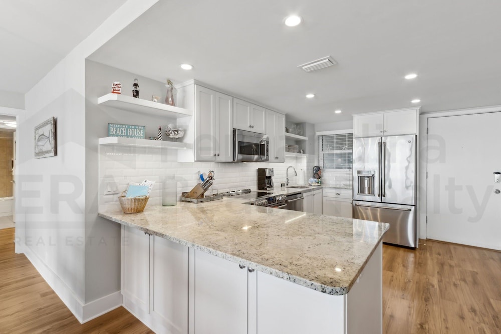 444 Amelia By The Sea 3 Bedroom Condo