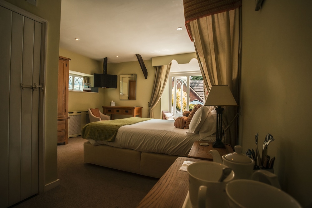 Salty Monk Hotel