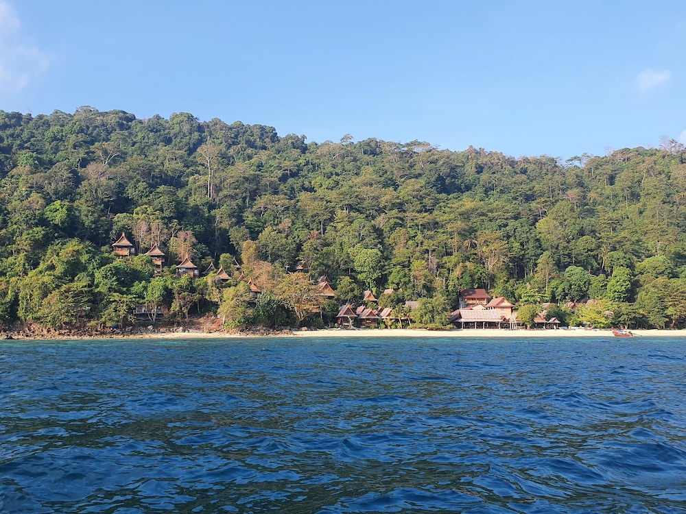 Phi Phi Relax Beach Resort