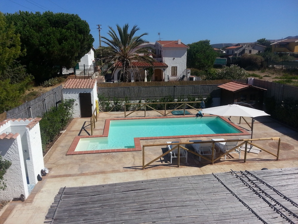 Villa White&Blu