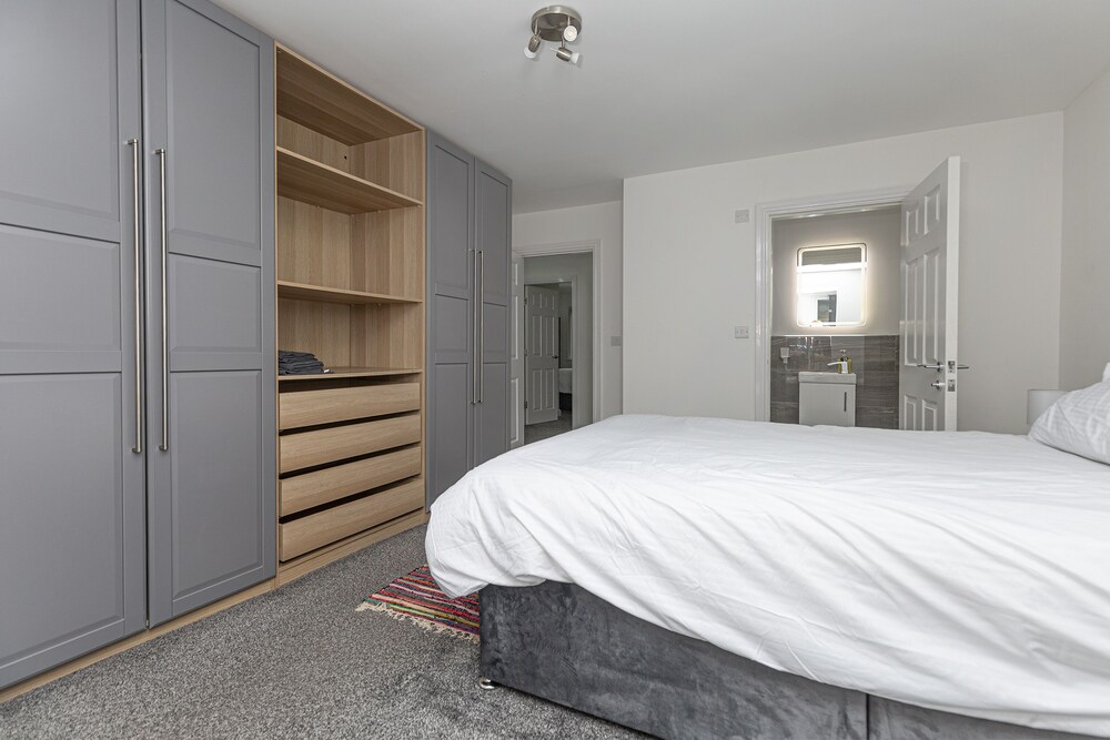 New Build 4 bed Det House in Yorkshire Nr Leeds view 3