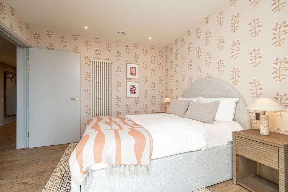 The Eades ADC Atelier 2 Bed