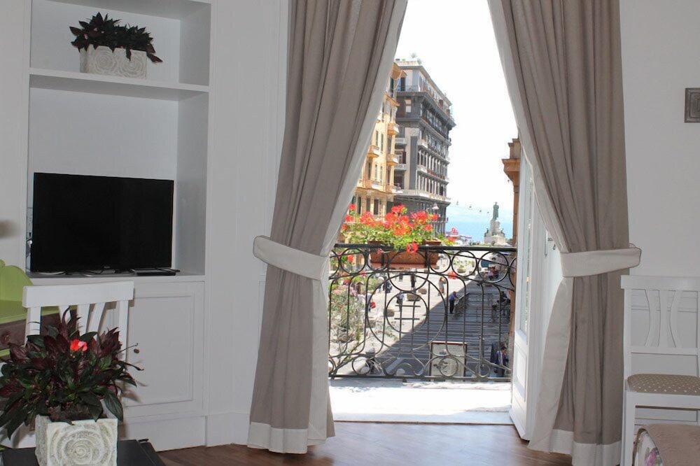 Balcony & Terrace