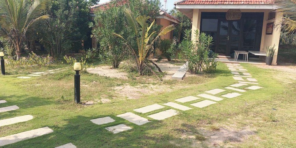 Nikara Beach Villas ArugamBay