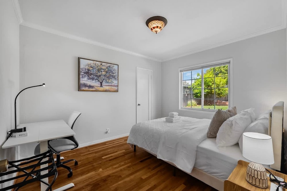East SJ Entire 4Br Home Quiet