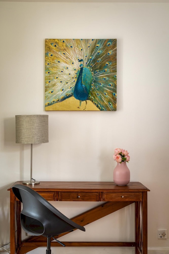 Beautiful 1 Bedroom Apartment With a Garden in Fulham