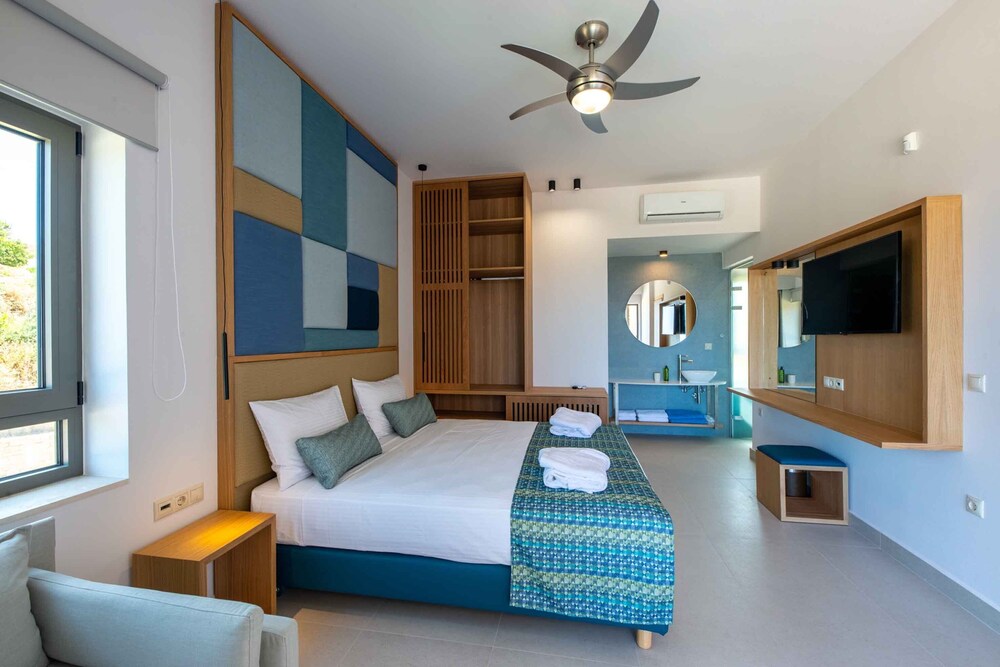 Star Luxury Villa I Gym and Playground
