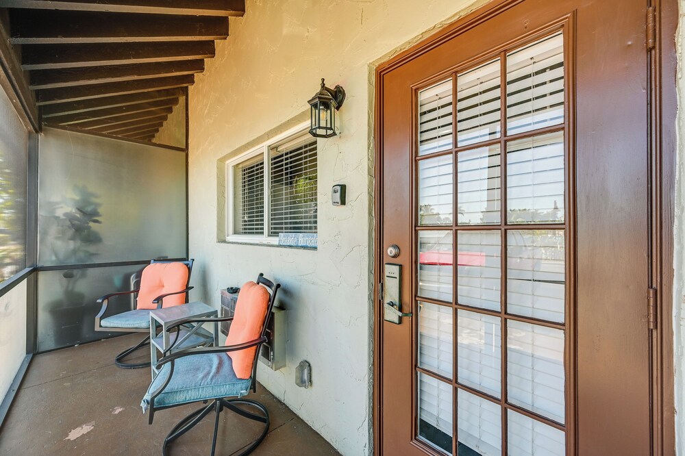 Sail + Soak: Naples Condo w/ Heated Pool Access