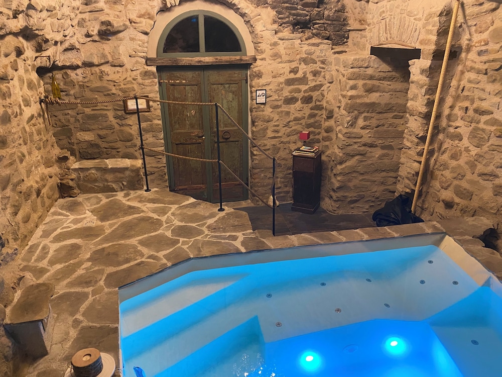 La Casa Medievale - Suites & SPA