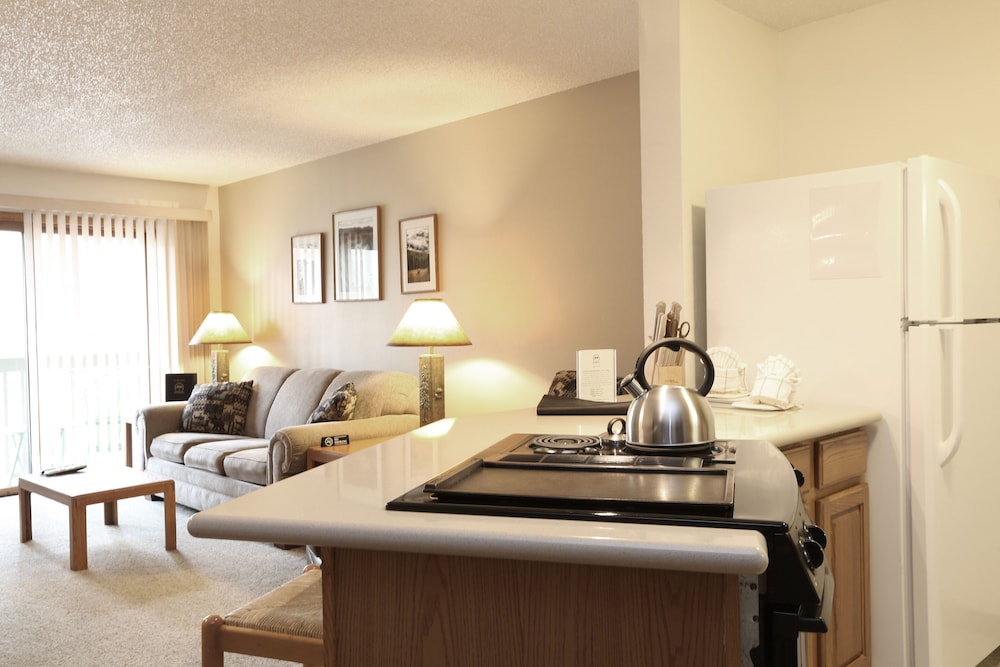 Indian Peaks Resort