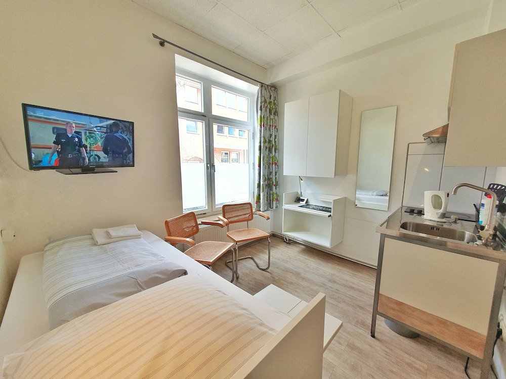 Aparthotel B & L