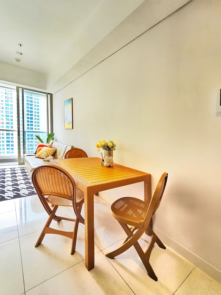Staysanliving - Taman Anggrek Residence