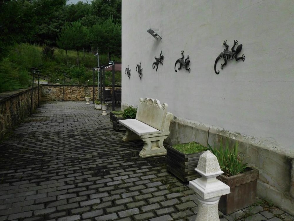 Apartamentos Remanso del Río Razón