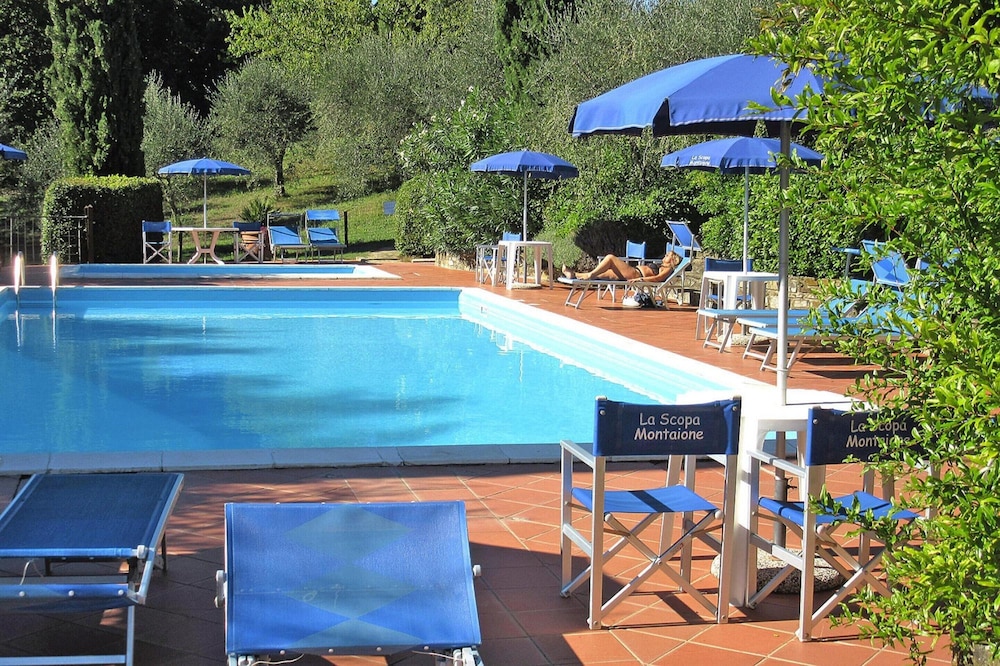 Villa in Montaione With Pool & Olive Oil