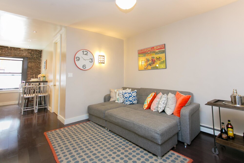 NY053 3 Bedroom Apartment By Senstay