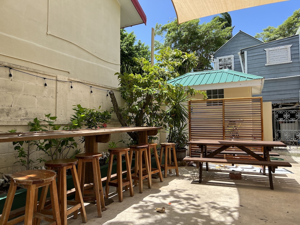 Photo 33