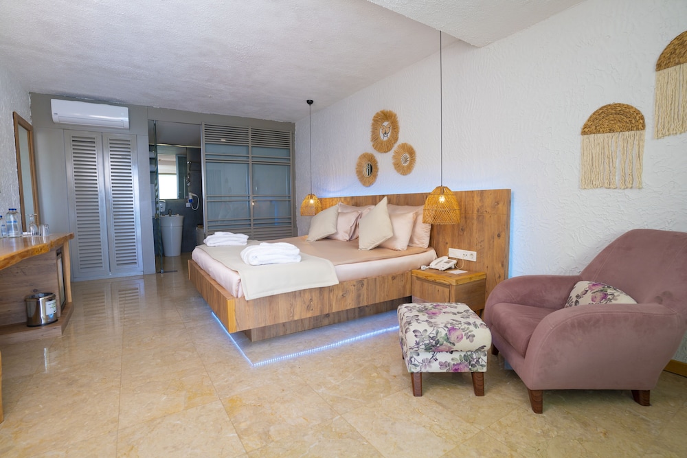 Flora Garden Beach Club - All inclusive