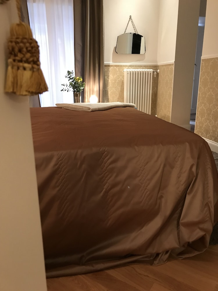 Mia al Pantheon Luxury Suites