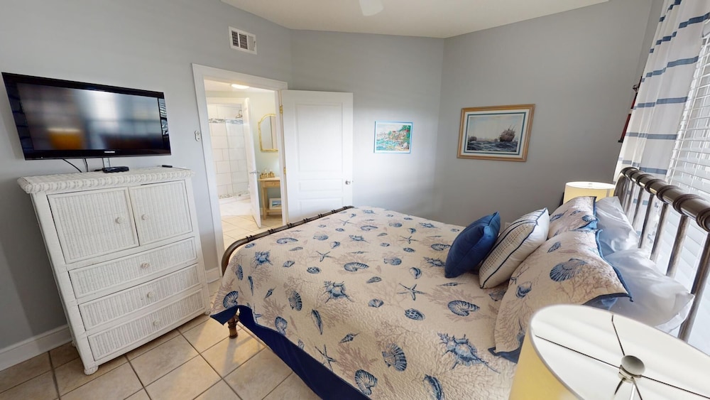 Bay View Villas 3 by Tybee Vacation Rentals