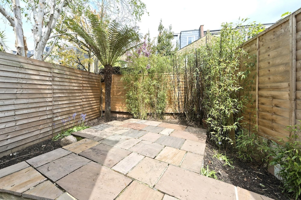 Family Home near Clapham Common