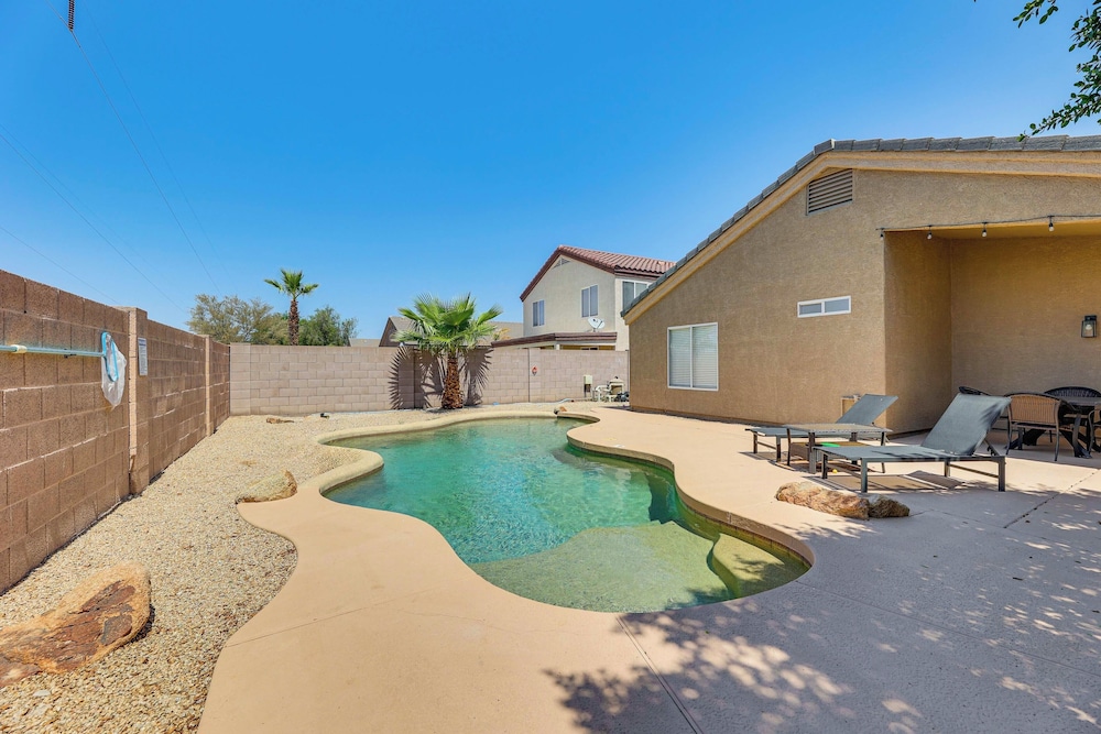 Swim & Unwind: 'wildrose Retreat' in Mesa!