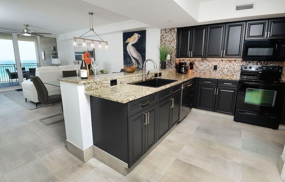 Emerald Beach 325