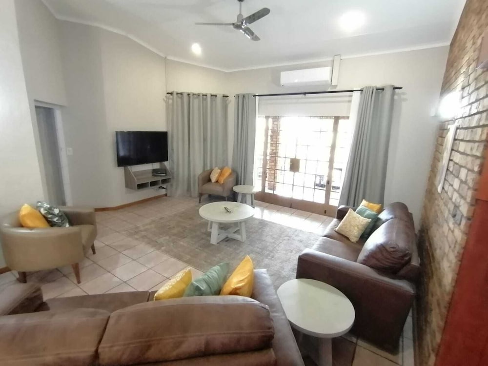Shingalana Guest House