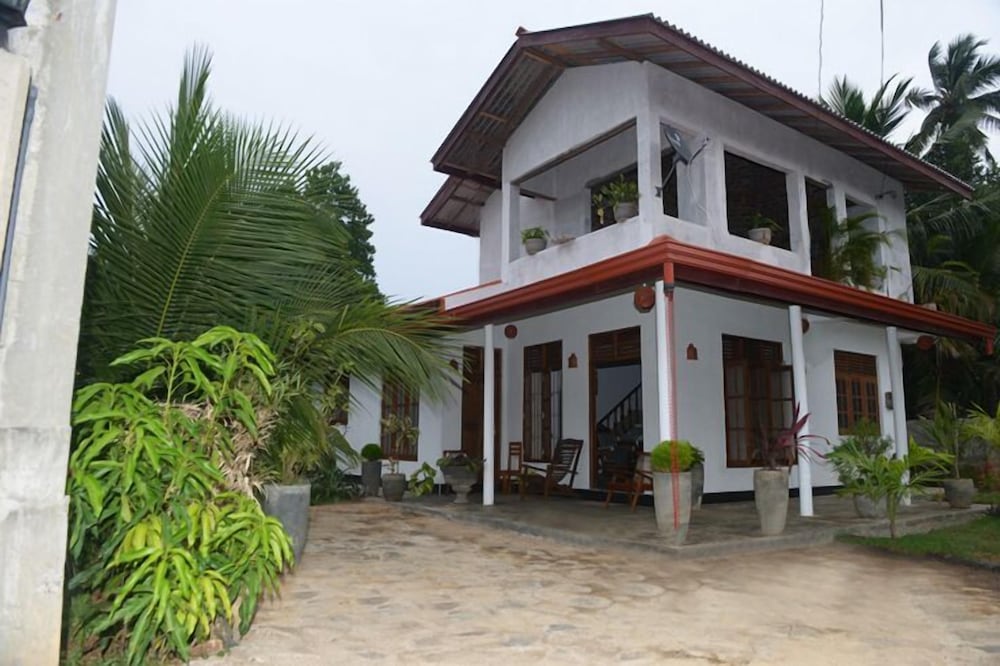 Eagle Homestay