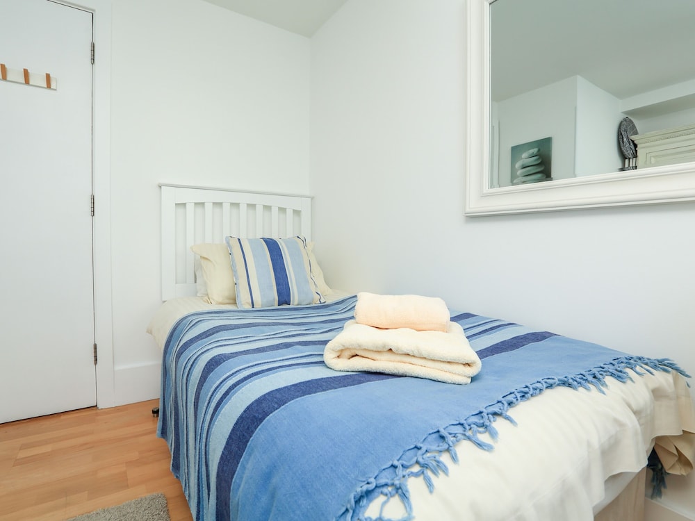 15 Combehaven view 4