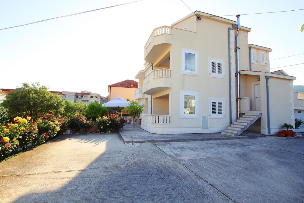 Apartments Kiwi