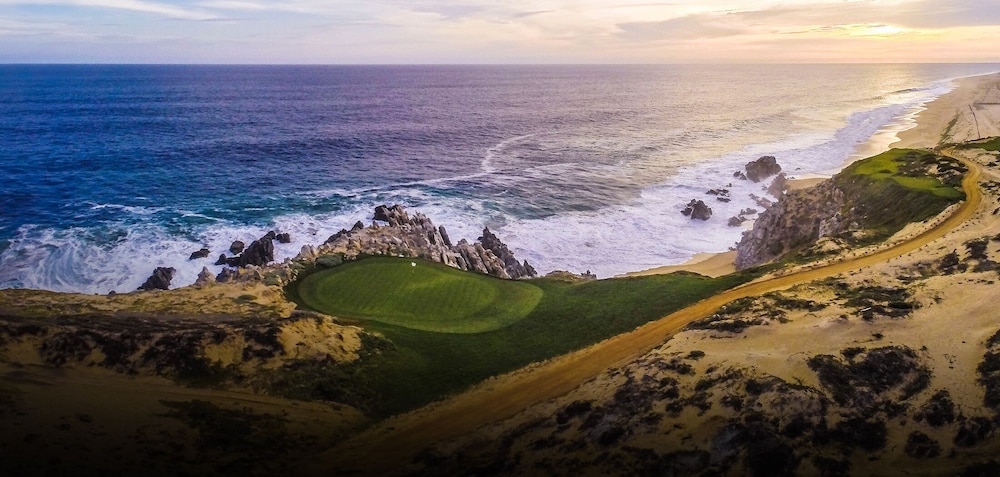Pueblo Bonito Sunset Beach Cabo
