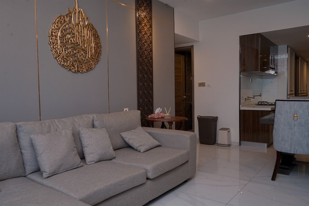 Warm Living 3BR at Sky House BSD Apartment