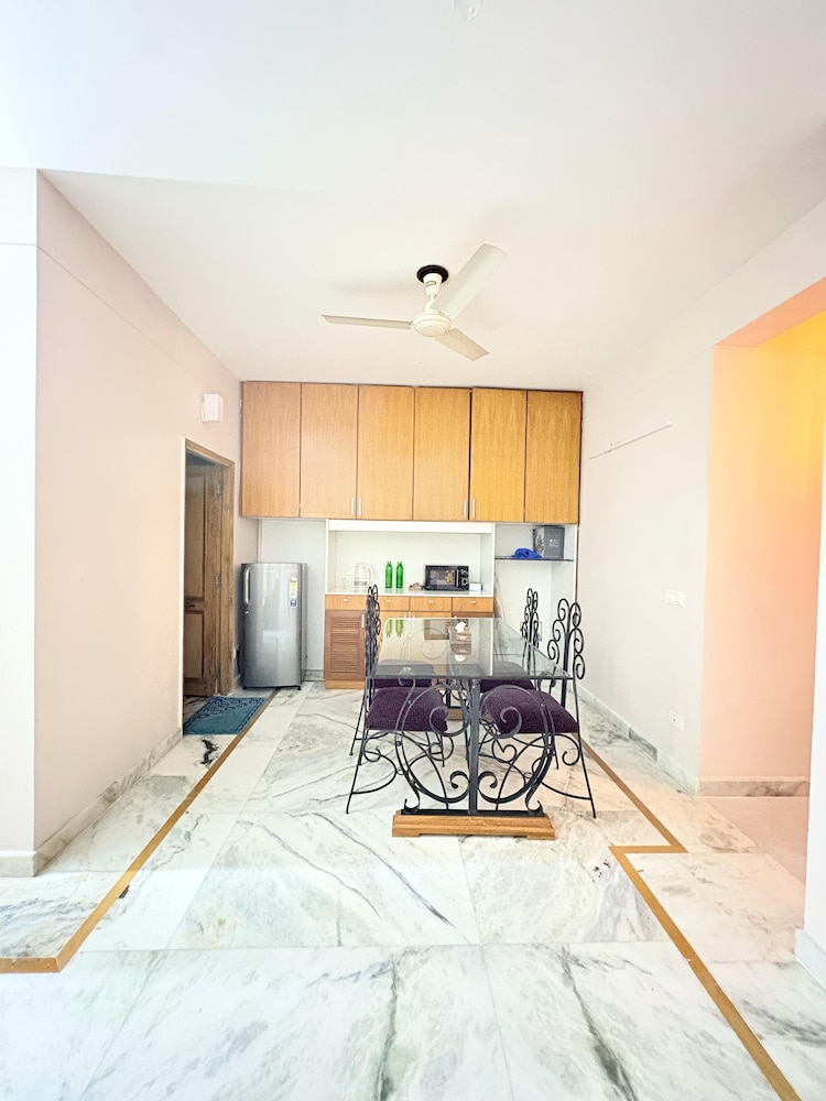 Luxury 2 Bedroom's Apartment