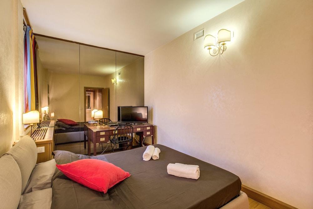 M&L Apartment - case vacanze a Roma