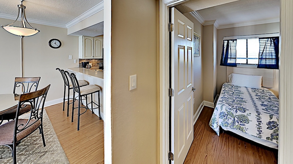 Sands Beach Club 820 2 Bedroom Condo