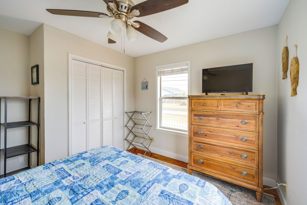 Walk Dtwn: Pet-friendly Townhome in Rockport