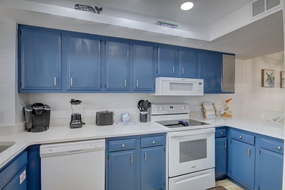138 El Matador 2 Bedroom Condo