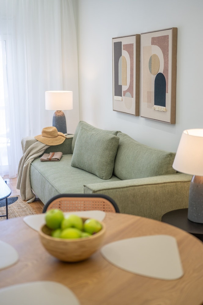 LIV - Marvelous Apartment Near Acropolis