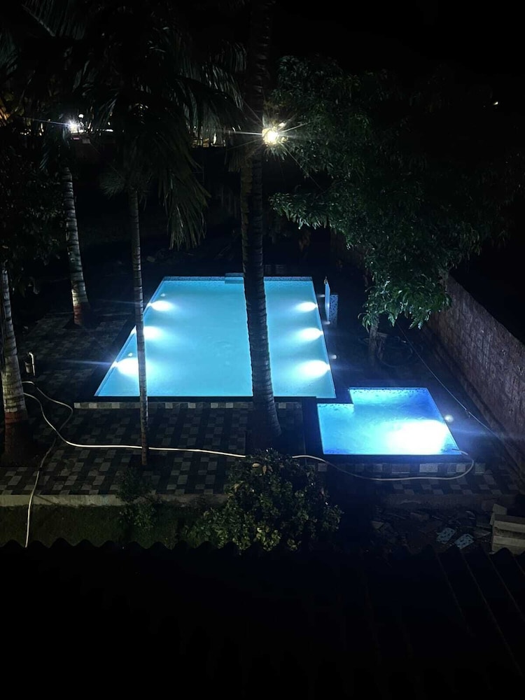 Shree Savali Resort